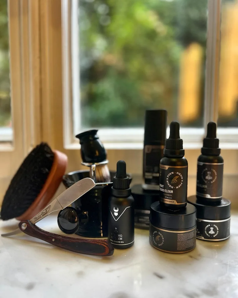 Rasiermesser und Pflegeprodukte